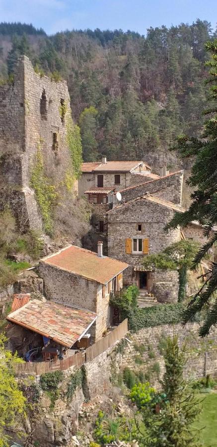Gite Le Rocher Du Chateau De Retourtour Lamastre Luaran gambar