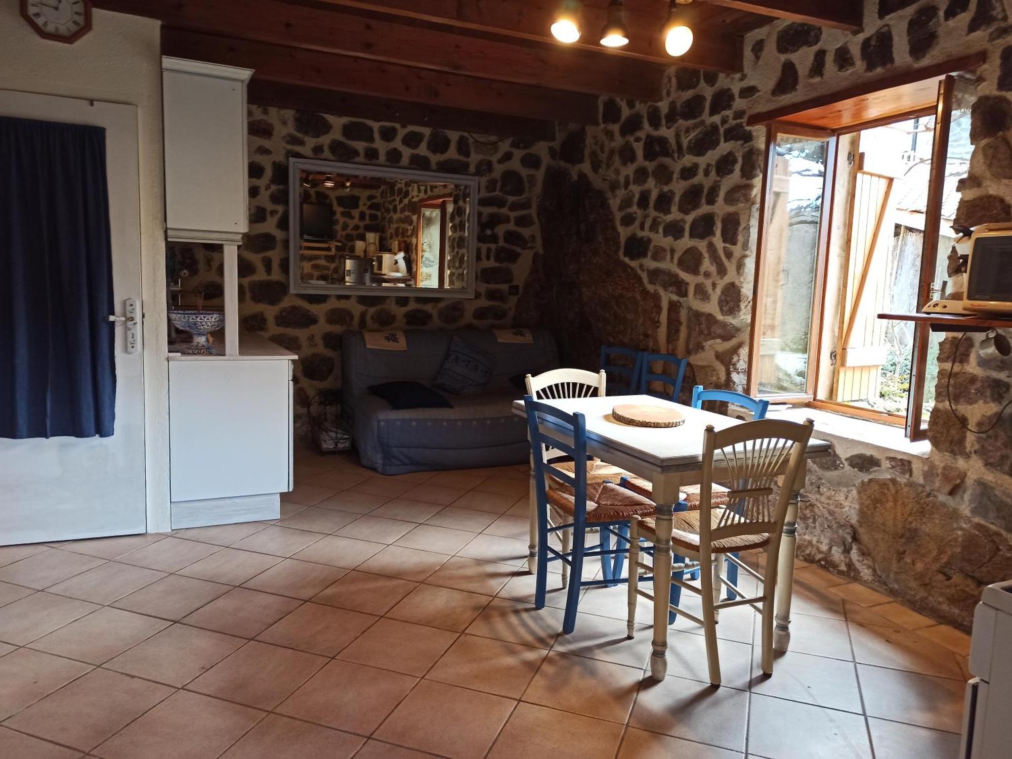 Gite Le Rocher Du Chateau De Retourtour Lamastre Luaran gambar