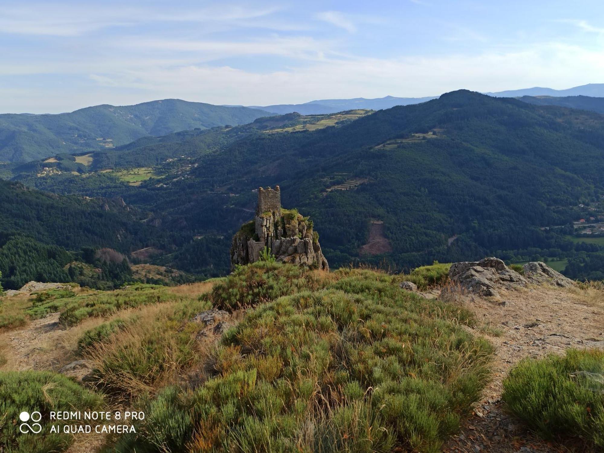 Gite Le Rocher Du Chateau De Retourtour Lamastre Luaran gambar